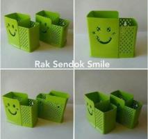 Tempat sendok smile