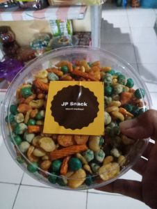 Kacang campur 