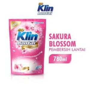 SOKLIN LANTAI SAKURA BLOSSOM 780ML