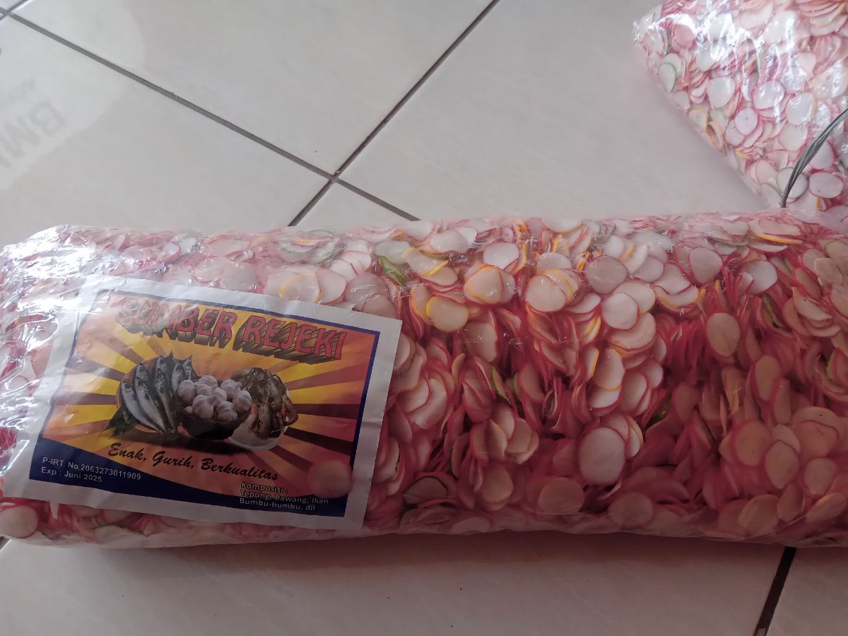 Kerupuk sumber rejeki/ball