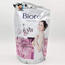 BIORE lovely sakura 400ml