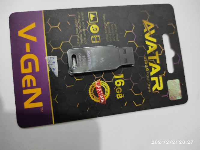 FLASHDISK 16 GB 