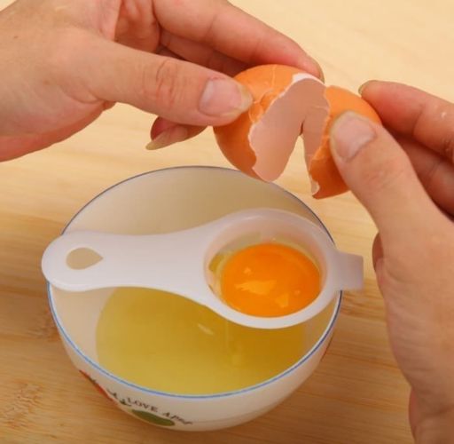 Pemisah Telur