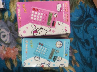 KALKULATOR HELLO KITTY/DORAEMON DD-518-12 KT518-12