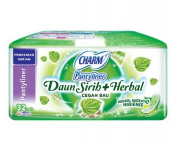 CHARM Pantyliner Daun Sirih 32
