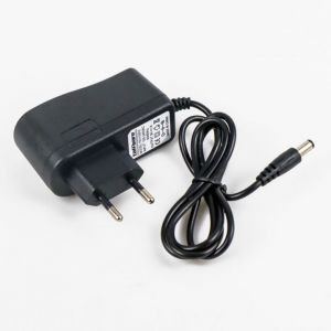 ADAPTOR 9V