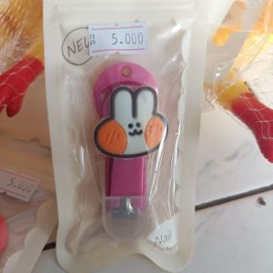 POTONG KUKU KARAKTER Z-018