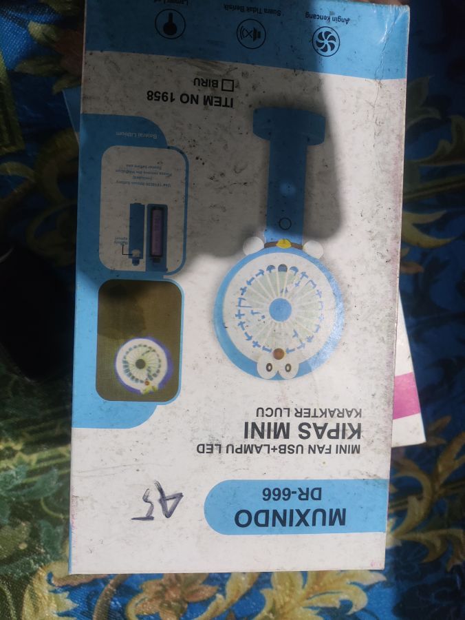 MUXINDO KIPAS MINI FAN USB+LAMPU LED DR-666