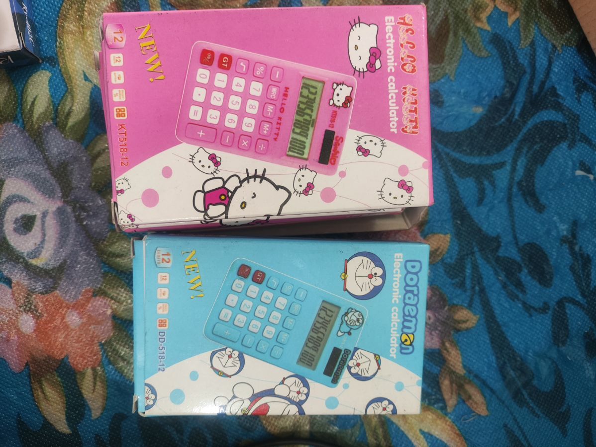 KALKULATOR HELLO KITTY/DORAEMON DD-518-12 KT518-12