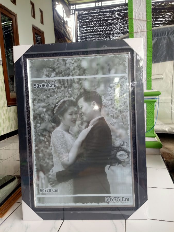 PIGURA 20RS DBL HITAM MINIMALIS