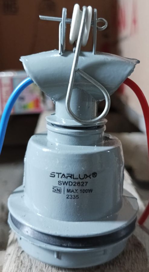 FITTING GANTUNG STARLUX E-27 SWD-2627 KERAMIK