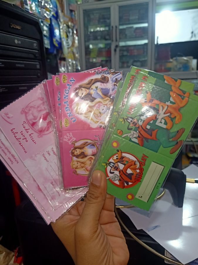 UNDANGAN ULTAH KECIL ISI 5