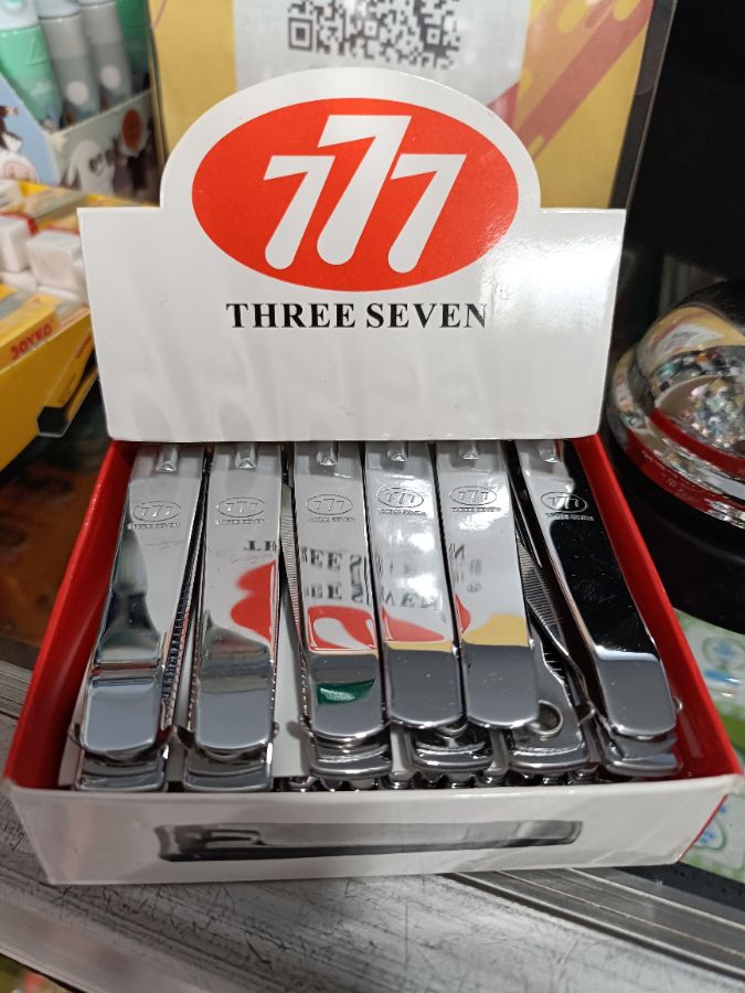 GUNTING KUKU 777 B THREE SLVN