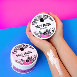 Scarlet Body Scrub Pomegranate
