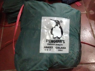 Mantel Penguin Cx-7  jeket celana