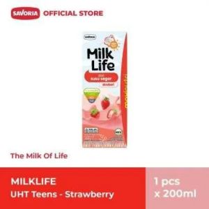 UHT Strawberry Teens