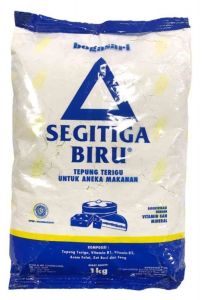 TERIGU SEGITIGA BIRU 1KG