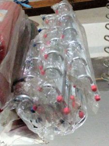 Gantungan baju besi 6 stik