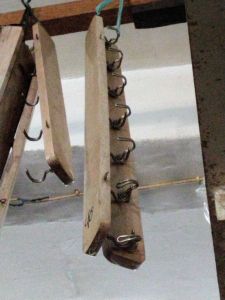 Gantungan baju kayu 7 stik
