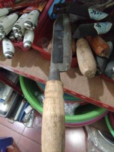 Pisau GG kayu besar 