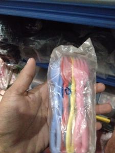 Sendok kue ulang tahun 