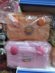 Tempat bekal Xenia by 122