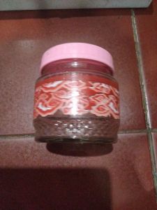 Toples kaca kig no 12
