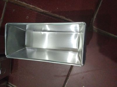 Cetakan bronis aluminium sedang 