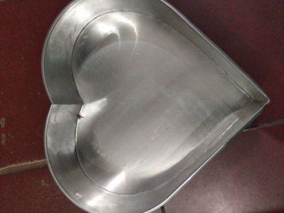Cetakan bolu bentuk hati uk besar 