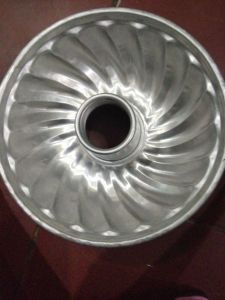 Cetakan bolu bentuk lubang tengah no 4
