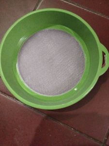 Saringan santan plastik 22