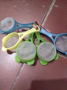 Saringan tea plastik no8