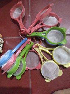 Saringan tea plastik no10