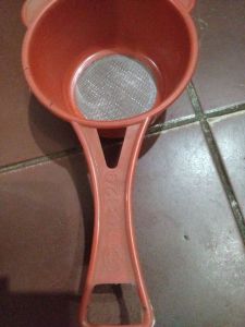 Saringan tea plastik no 329