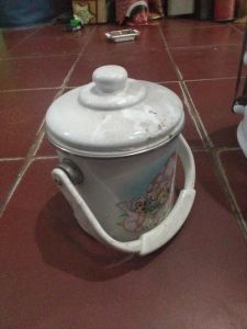 Gelas besi jumbo motif putih GG 
