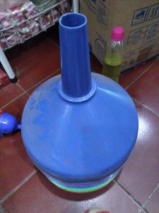 Corong plastik UK 30 cm