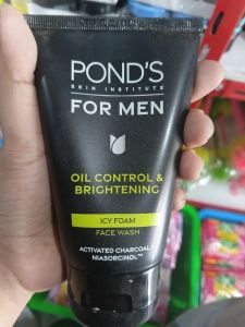 Ponds Men Oil CTRL BRGT Scrub 4x6x100gr