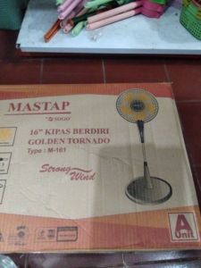 Kipas angin berdiri mastap 16 m-161