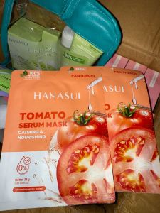 Hanasui tomato serum mask
