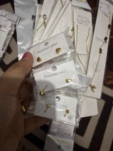 Anting karabu jurai