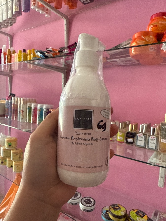 Scarlett Romansa 