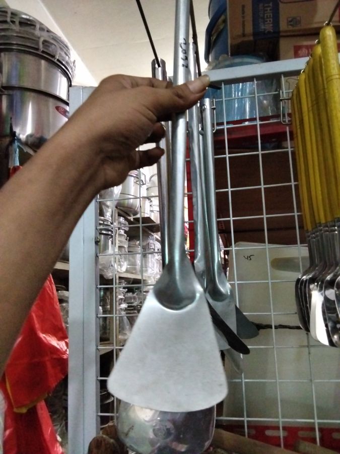 Serok wajan aluminium kecil