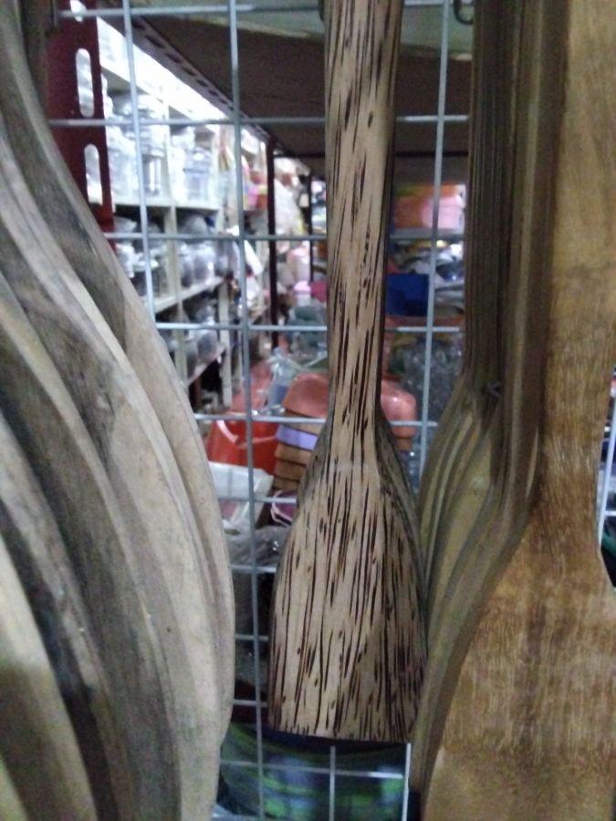Centong kayu panjang 