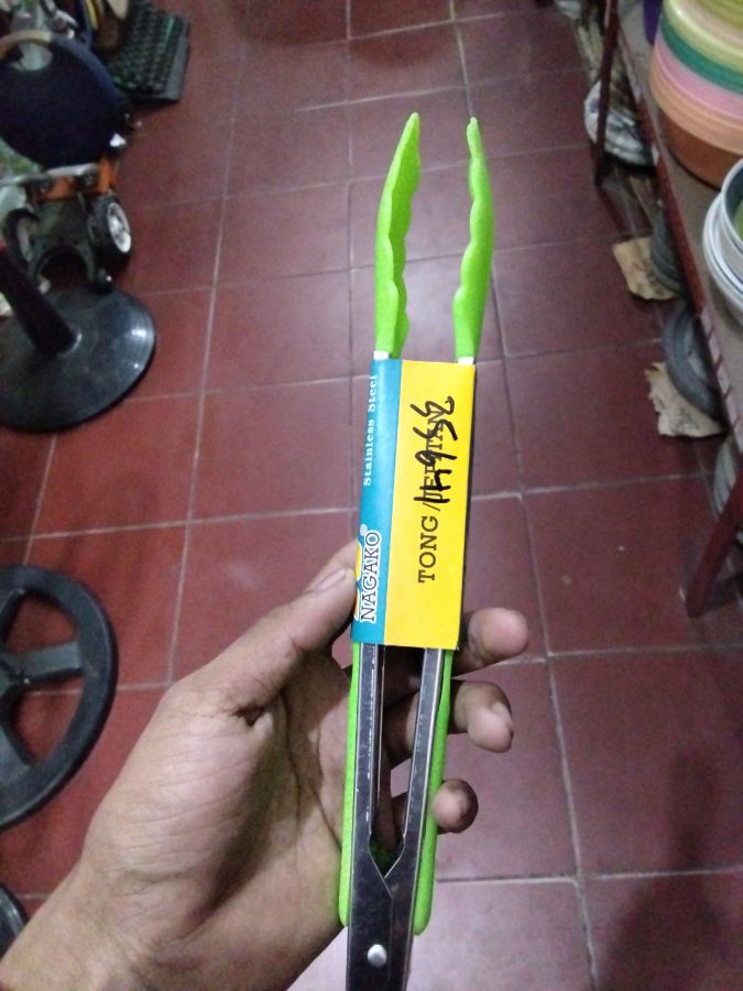 Jepitan nagako plastik 