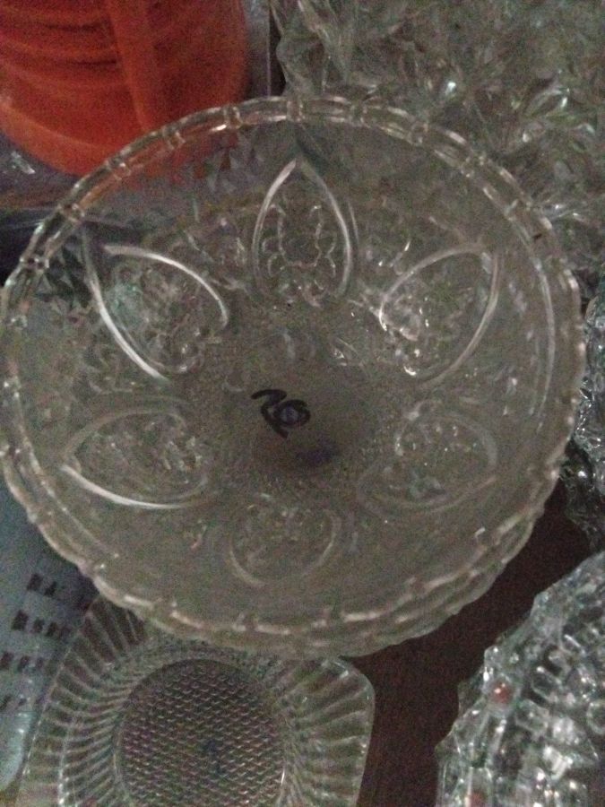 Asbak kaca motif bunga 