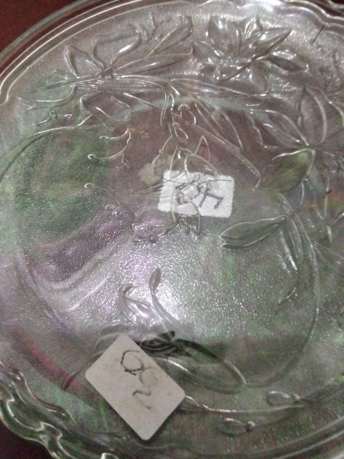 Piring kaca motif bening 