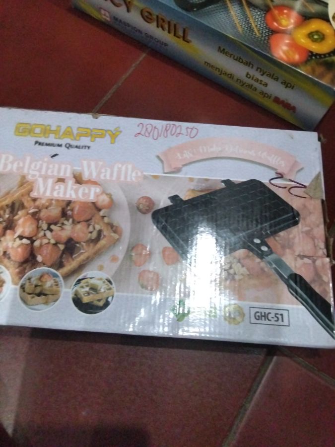 Panggangan Belgian waffle maker gohppy GHC-51