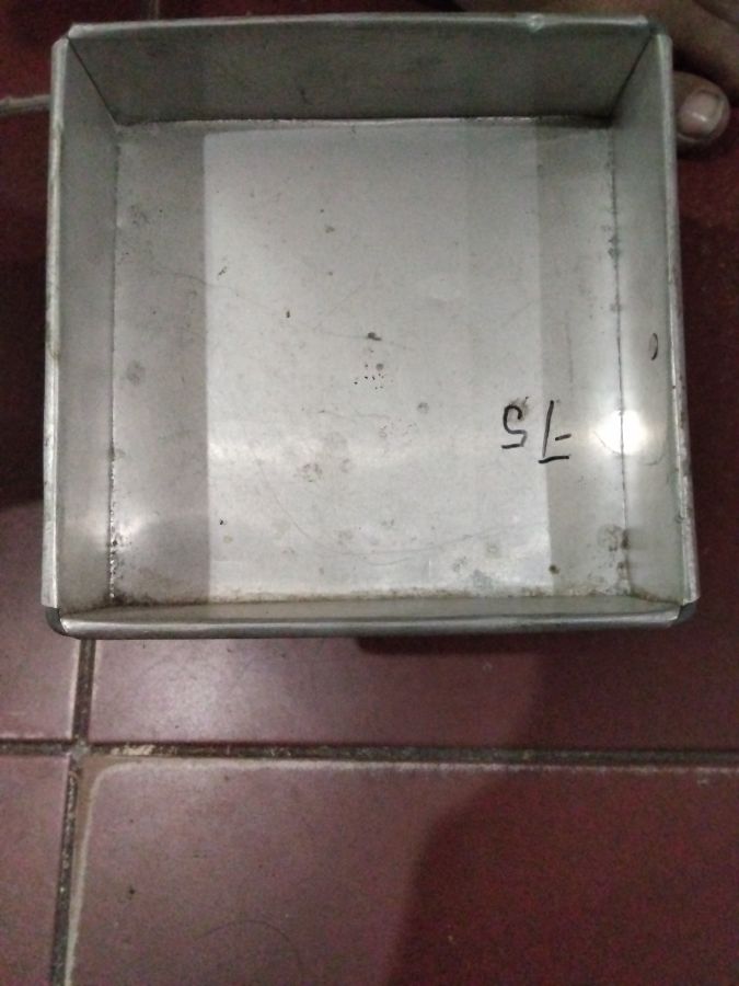 Cetakan bolu bentuk kotak UK kecil 
