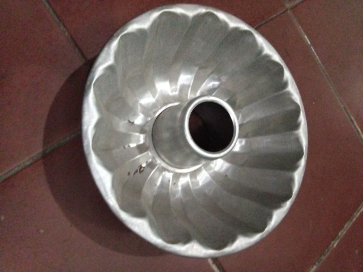 Cetakan bolu bentuk lubang tengah no 5