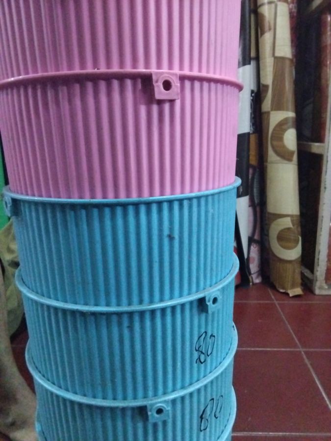 Tempat sampah lucky star 3032